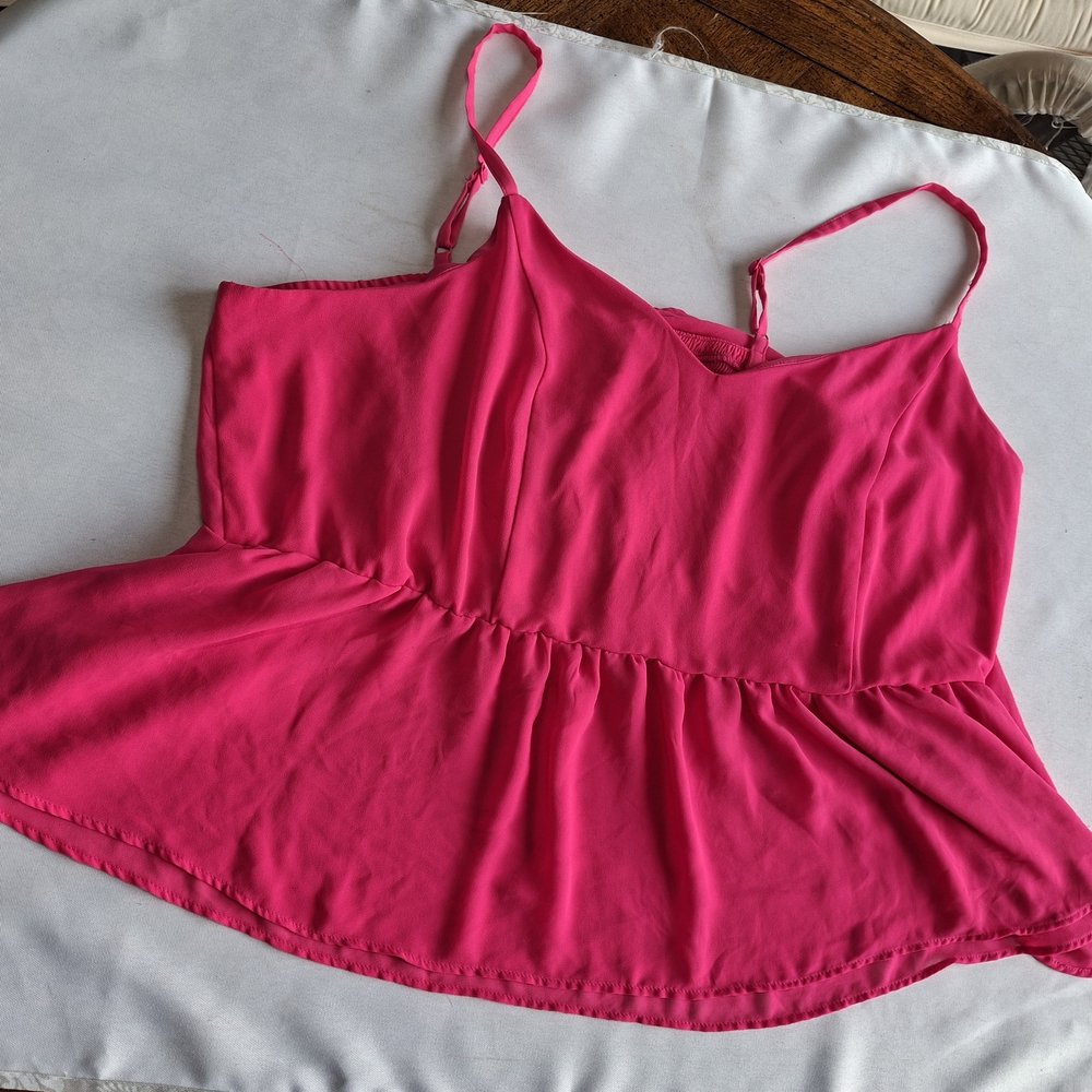 Women's Pink Sleeveless Top